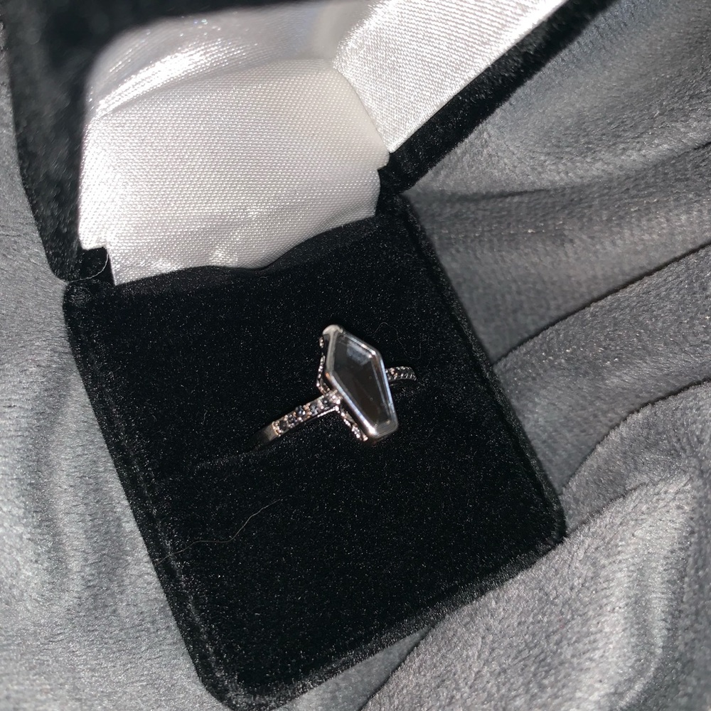 Coffin shaped black stone ring. Size 10